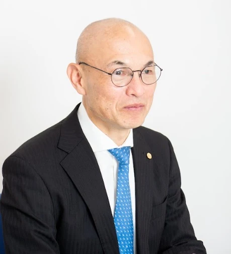金秀岳
